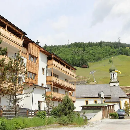 In Near Slopes, Cleaning Included Апартаменты *